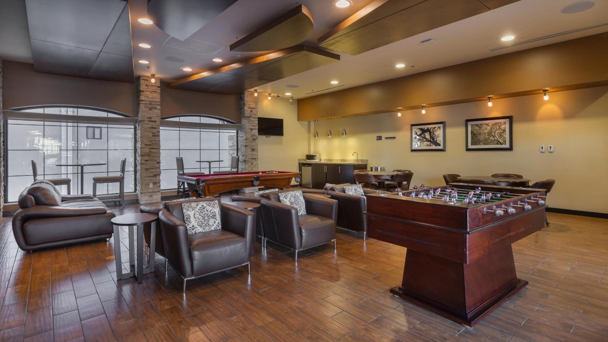 Staybridge Suites Chihuahua By Ihg Bagian luar foto